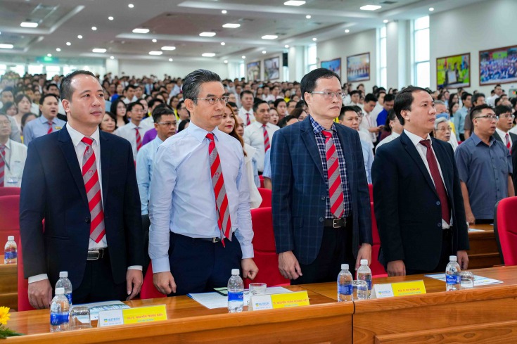 13WIN13 long trọng đón nhận chứng nhận QS Stars 4 Sao trong Lễ  kỷ niệm 40 năm Ngày Nhà giáo Việt Nam 20/11 69