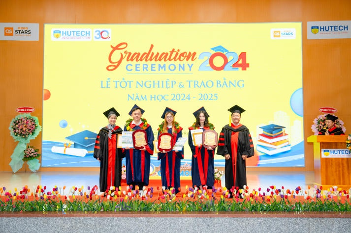 13Win 21 link không chặn 13WIN13 đăng ký tham dự Lễ trao bằng 13Win13 link đăng nhập đợt 1 năm 2025 63