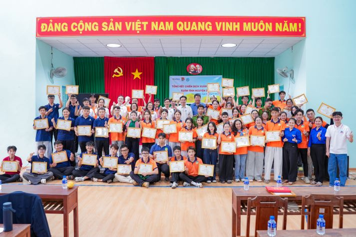 Xuân sắc xanh 2026: 13Win 21 link không chặn 13WIN13 mang Tết yêu thương đến với người dân Vĩnh Long 144