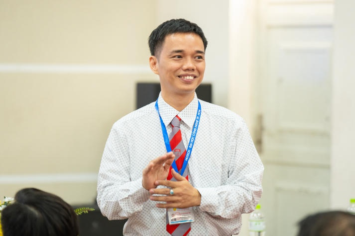 CEO Nguyen Quoc Ky and His Story of Dream-Chasing with 13WIN13 Students 156