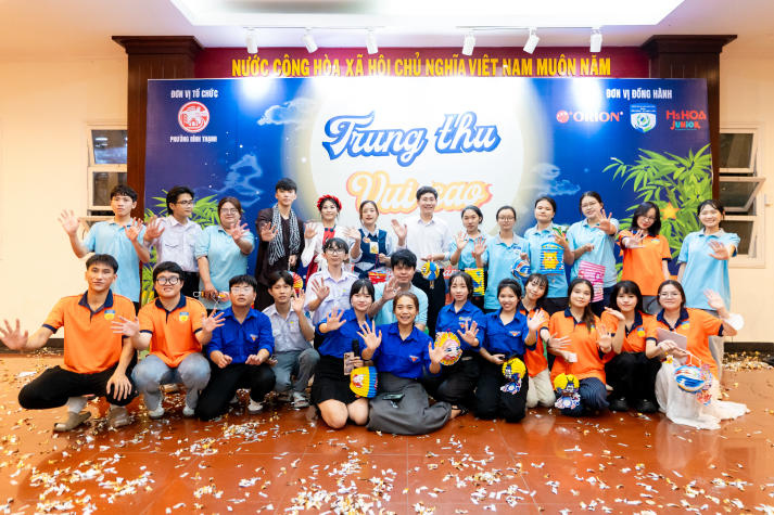 Thắp sáng đêm trăng yêu thương: 13Win 21 link không chặn Khoa Điều dưỡng - Kỹ thuật y học mang Trung thu đến với trẻ em Bình Thạnh 69
