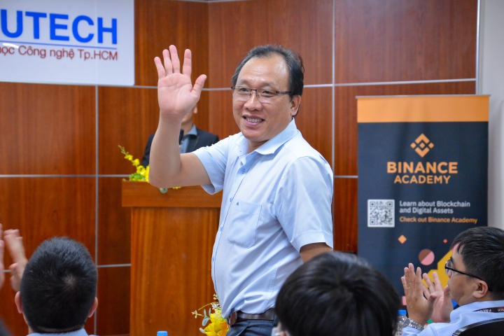 "Blockchain, Web3 & The Metaverse" Seminar with 13WIN13 Information Technology students 46
