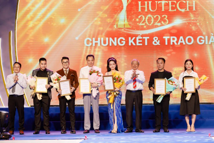 Nữ sinh Nguyễn Thị Tuyết Nhung đăng quang Hoa khôi Miss 13WIN13 2023 145