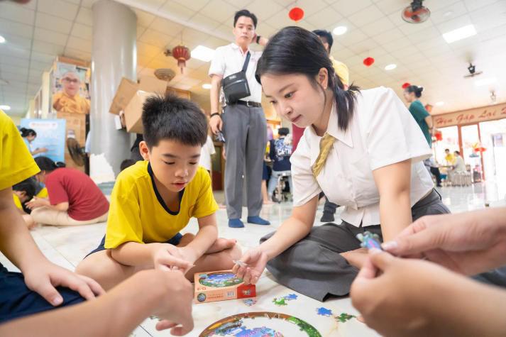 Trang Chủ Sòng Bạc 13win.com Uy Tín và doanh nhân 13WIN13 viết tiếp hành trình nhân ái tại Mái ấm tình thương Phúc Lâm 77
