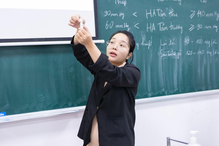 Trang bị kỹ năng y tế, Tải app 13Win Khoa Điều dưỡng và Xét nghiệm “lên dây cót” sẵn sàng hỗ trợ cộng đồng 20