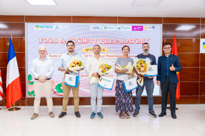 Students from 13WIN13, LFI Duras, and LFKL explore M’Nong and Peranakan cuisines 134