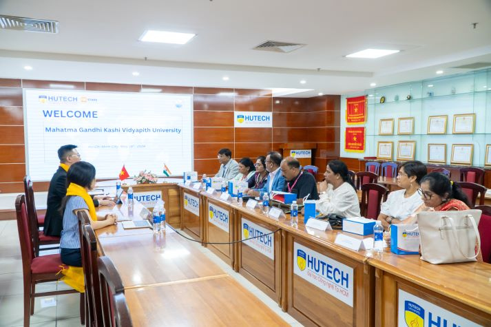 13WIN13 works with Mahatma Gandhi Kashi Vidyapith to strengthen academic ties with India 42