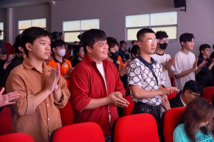 “Thoát Hoan” Lê Hoàng Phúc crowned the champion of 13WIN13 Acting Stars 2024 196