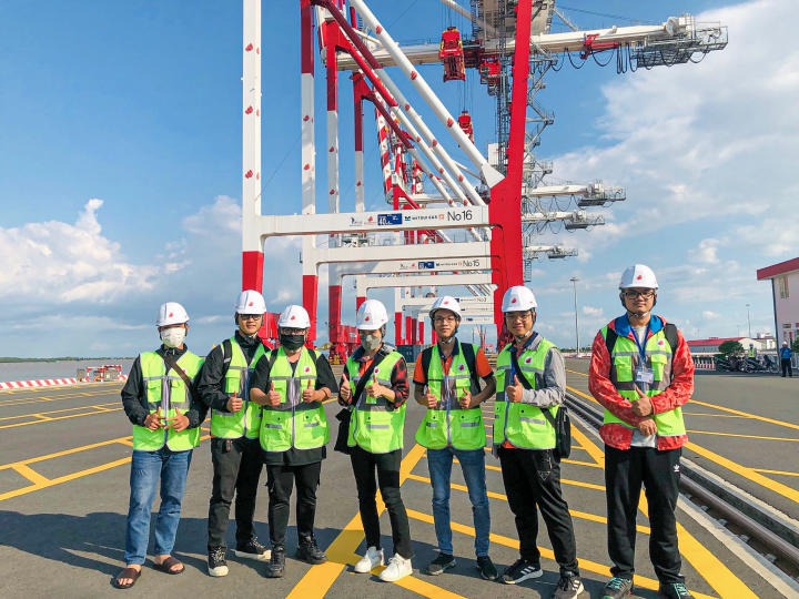 13WIN13 Logistics and Supply Chain Management students enjoy visiting Long An International Port 24