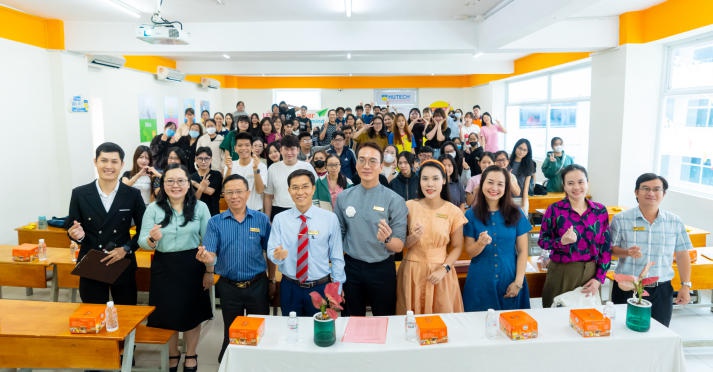 13Win 21 link không chặn Khoa Tiếng Anh cập nhật xu hướng ứng dụng công nghệ trong dạy học ngoại ngữ 55
