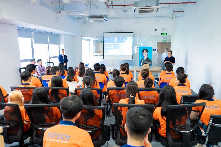 Chuyến khám phá 13win 20 giaitri tructuyen thú vị của Tải app 13Win Khoa Tài chính - Thương mại tại Shinhan Bank 24