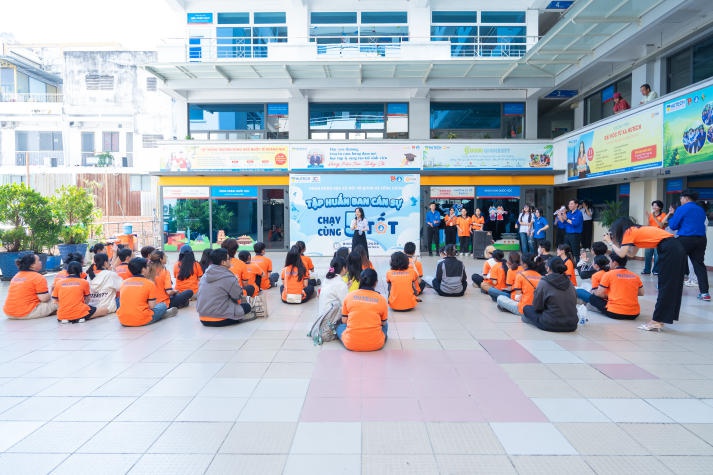 “Hướng về 5 tốt” với loạt thử thách thú vị cùng Tải app 13Win Khoa Khoa học Xã hội và Quan hệ Công chúng 10