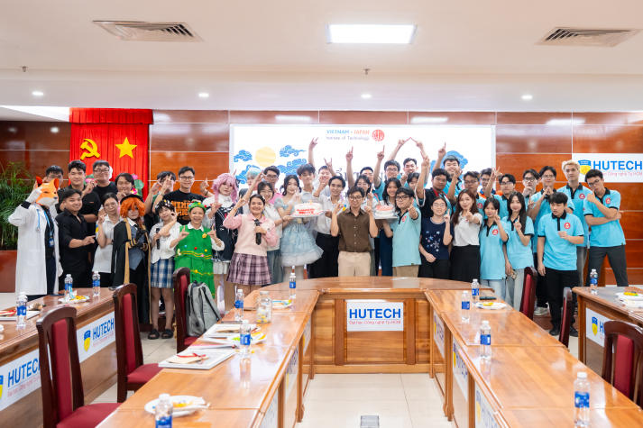 CLB Tiếng Nhật ISSHOU và CLB Văn hóa Akira: Hành trình bước sang tuổi mới và những định hướng đầy kỳ vọng 70