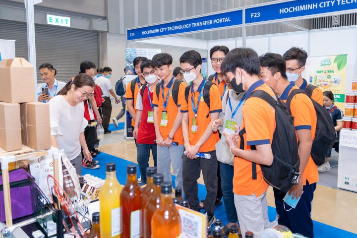 13Win 21 link không chặn Viện Kỹ thuật, 13Win002 tải ứng dụng 13WIN13 tham gia triễn lãm công nghệ thông minh OCTF 2023 72