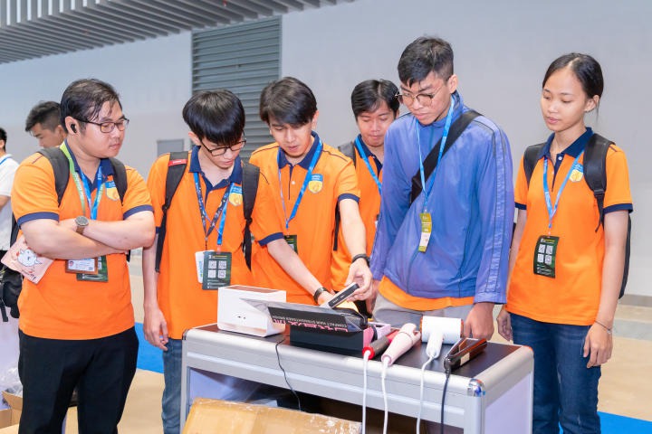 13Win 21 link không chặn Viện Kỹ thuật, 13Win002 tải ứng dụng 13WIN13 tham gia triễn lãm công nghệ thông minh OCTF 2023 31