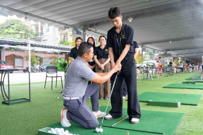 [Video] Entering the World of Golf: A Valuable Hands-on Experience for Event Management Students 43