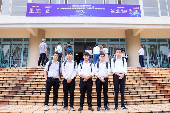 13Win 21 link không chặn 13WIN13 đạt nhiều thành tích ấn tượng tại Giải thưởng 13Win 21 link không chặn Nghiên cứu Khoa học Euréka năm 2023 15
