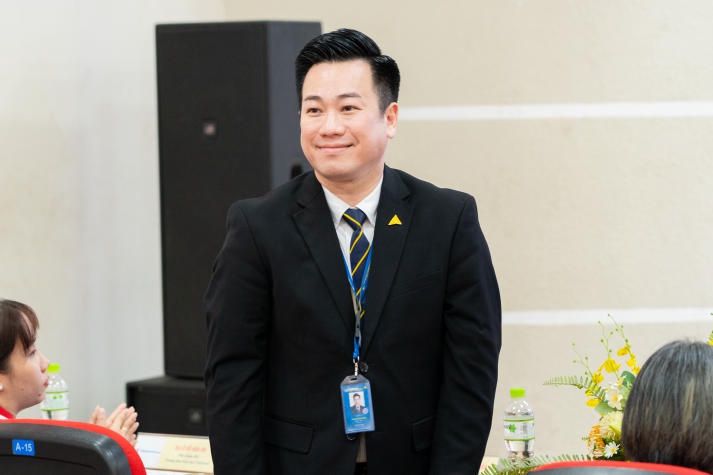CEO Nguyen Quoc Ky and His Story of Dream-Chasing with 13WIN13 Students 128