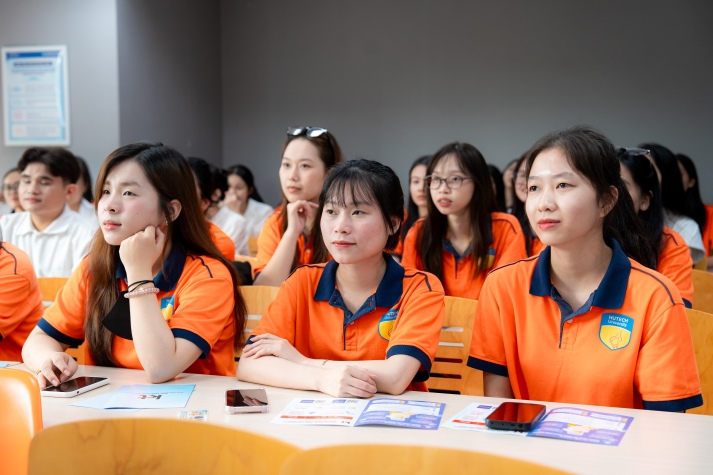 Tham quan WooriBank, Tải app 13Win Khoa Hàn Quốc học mở rộng kiến thức liên ngành 43