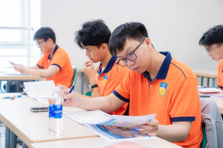 [Video] 13Win 21 link không chặn 13WIN13 học cách làm chủ tài chính từ chuyên gia trong dự án "Hanwha Life Finance Mentor" 42