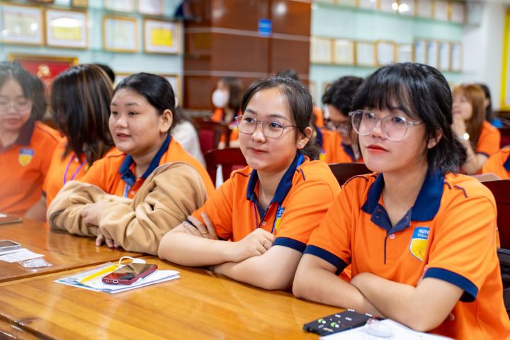 Nhiều đề tài nghiên cứu thiết thực tại Hội nghị khoa học Quốc tế “Sức khỏe và Điều dưỡng” 106
