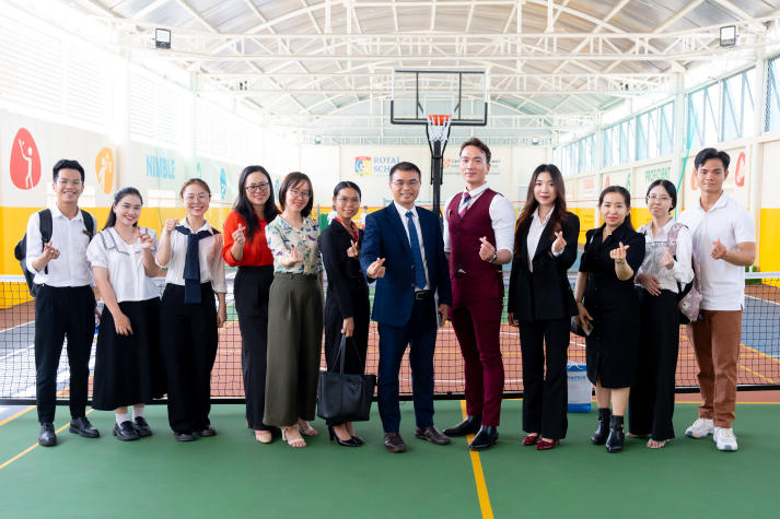 Học viên cao học 13WIN13 khám phá cơ hội 13win 20 giaitri tructuyen và phương pháp 13Win nhà cái Truy cập link quốc tế tại Royal School 79
