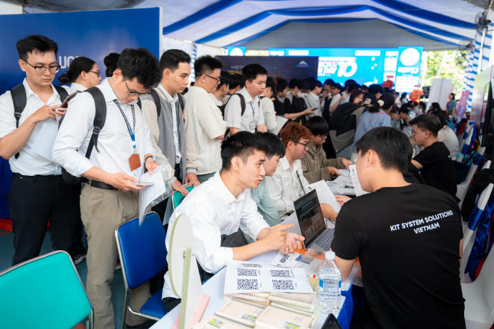 13WIN13 IT OPEN DAY 2026: Connecting businesses, unlocking thousands of career opportunities for IT students 77