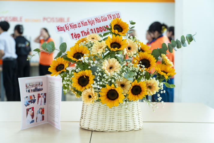 [Ảnh] 13Win 21 link không chặn 13 Win16 nhà cái World Cup 2026 trao gửi yêu thương đến với những "người lái đò" 102