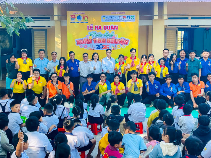 Tuổi trẻ Khoa Quản trị 13Win002 Truy cập link - Nhà hàng - Khách sạn mang xuân đến vùng đất nghĩa tình 59