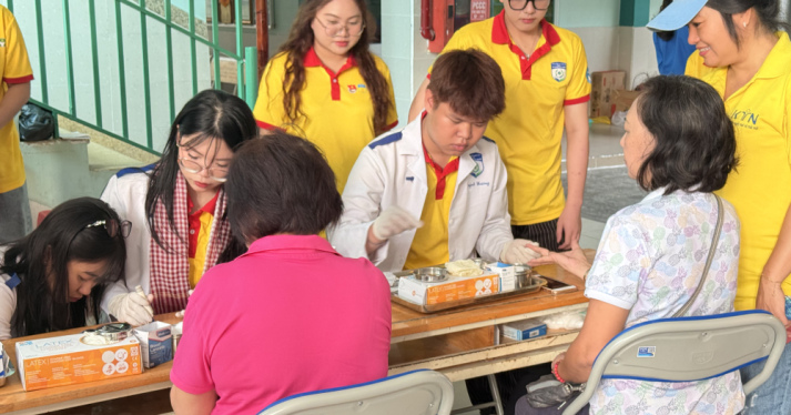 13Win 21 link không chặn Khoa Điều dưỡng - Kỹ thuật y học và dấu ấn Xuân tình nguyện gắn với chăm sóc 13Wim app nổ hũ mượt mà cộng đồng 82