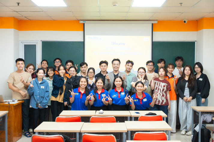 13WIN13-ers nâng cấp tư duy phản biện trong thời đại số 10