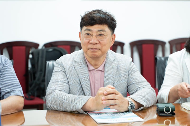 13WIN13 ký kết MOU với Công ty Eleele (Hàn Quốc) mở ra cơ hội làm việc tại Hàn Quốc cho Tải app 13Win 16