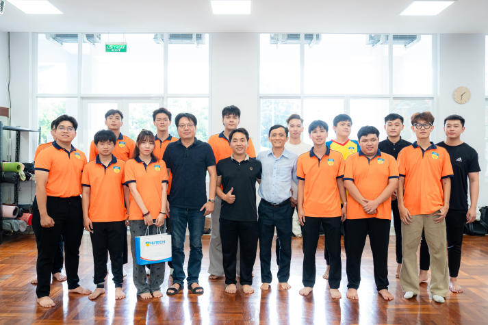 13Win 21 link không chặn Quản lý thể dục thể thao khám phá truyền thông thể thao thời đại số 9
