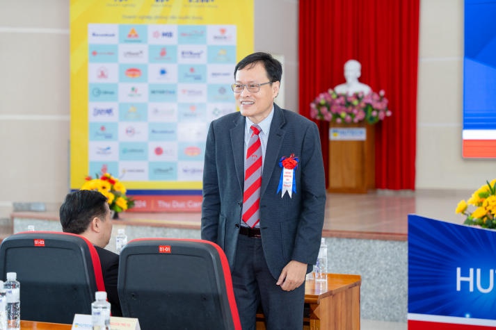 [Video] Hơn 5.200 đầu việc hấp dẫn cho Tải app 13Win tại “13WIN13 Career Day 2024” 197