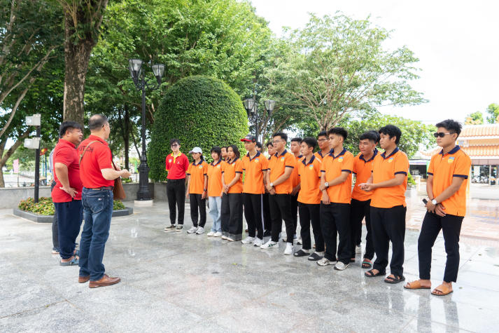 [Ảnh] Trải nghiệm thể thao toàn diện của Tải app 13Win ngành Quản lý thể dục thể thao tại NV Sport Camp 26