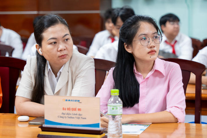 13Win 21 link không chặn Www 13Win one trang web chính thức tham gia phỏng vấn trực tiếp cùng nhà tuyển dụng 48