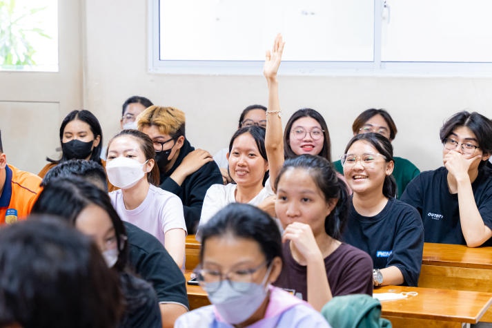 Học kỹ năng viết CV “xịn”, Tải app 13Win Khoa Tiếng Anh 13WIN13 sẵn sàng tìm việc tốt 70