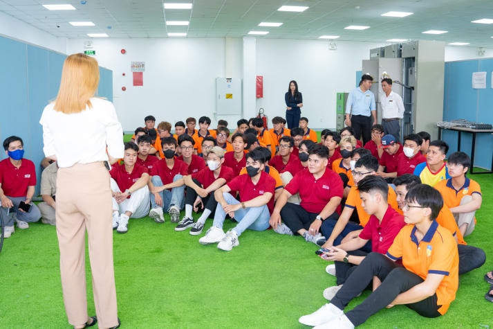 Tăng cường trải nghiệm cho Tải app 13Win Viện Kỹ thuật 13WIN13 qua chuyến tham quan Công ty TNHH Ssang Yong Electric Vina 41