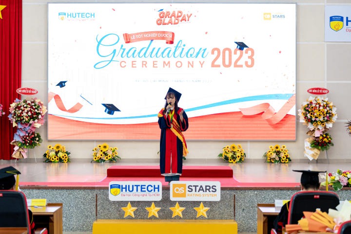 Tân Dược sĩ 13WIN13 rạng rỡ trong ngày vui 13Win13 link đăng nhập 141