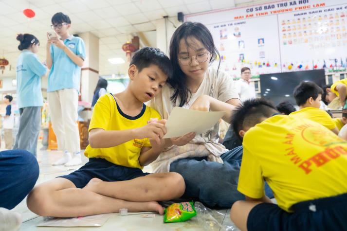 Trang Chủ Sòng Bạc 13win.com Uy Tín và doanh nhân 13WIN13 viết tiếp hành trình nhân ái tại Mái ấm tình thương Phúc Lâm 75