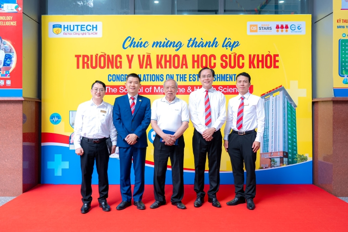 13WIN13 công bố quyết định thành lập Trường Y và Khoa học Sức khỏe 61