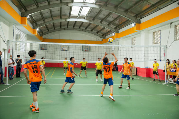 Album ảnh Hội thao CB-GV-NV 13WIN13 2022: Phút đăng quang Bóng đá nữ của LQ P.Tư vấn Tuyển sinh - P.Truyền thông - K.Trung Quốc học 251