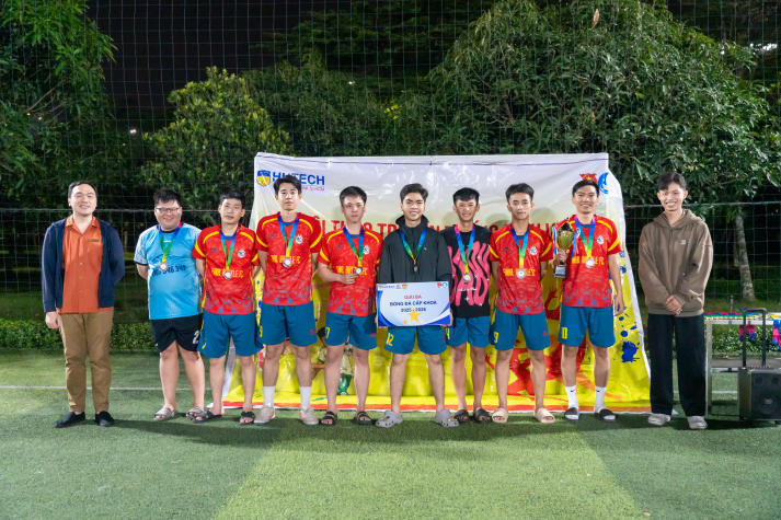 [Ảnh] Bế mạc Hội thao Tải app 13Win Khoa Xây dựng và Viện Khoa học Ứng dụng: Lan tỏa sức trẻ, khép lại mùa giải sôi nổi 37
