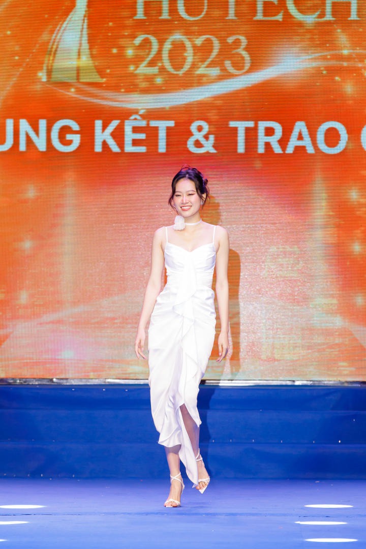 Nữ sinh Nguyễn Thị Tuyết Nhung đăng quang Hoa khôi Miss 13WIN13 2023 171
