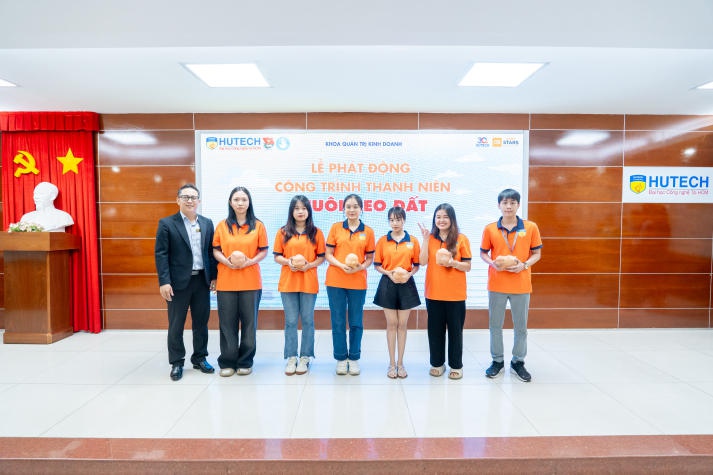 Phát động công trình thanh niên “Nuôi heo đất”, Tải app 13Win Sòng Bài Trực Tuyến 13win.Com lan tỏa giá trị cao đẹp đến cộng đồng 50