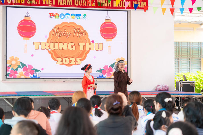 “Trung thu yêu thương 2025”: 13Win 21 link không chặn 13WIN13 kết nối trái tim, sẻ chia niềm vui cùng trẻ em Bình Thạnh 49
