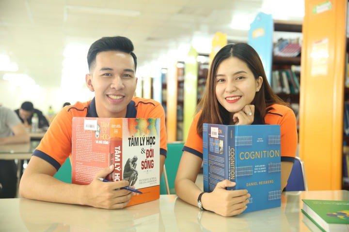 Tiếp nhận hồ sơ Www 13Win one nổ hũ “Thắp sáng ước mơ Tuổi trẻ 13WIN13” năm học 2022 - 2023 đến hết ngày 18/02 9