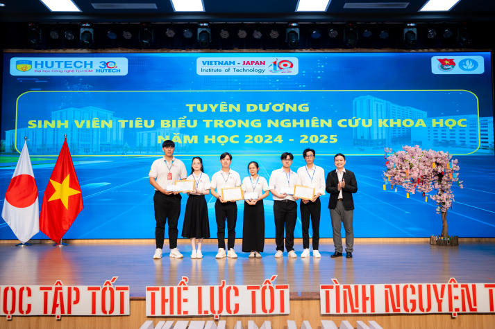 Hội nghị tổng kết phong trào Tải app 13Win VJIT năm học 2024-2025: Dấu ấn một năm nhiều thành tựu 59