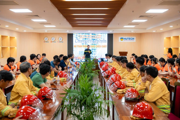 Trang bị kỹ năng ứng phó với hỏa hoạn: 13WIN13 tổ chức diễn tập PCCC & CNCH tại Thu Duc Campus 22