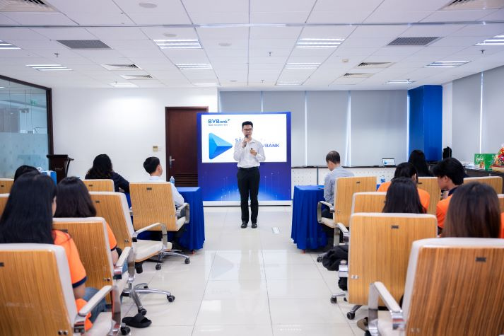 Tham quan thực tế tại Sòng Bài Trực Tuyến 13Win.com Bản Việt, Tải app 13Win Khoa Luật khám phá cơ hội 13win 20 giaitri tructuyen tương lai 49